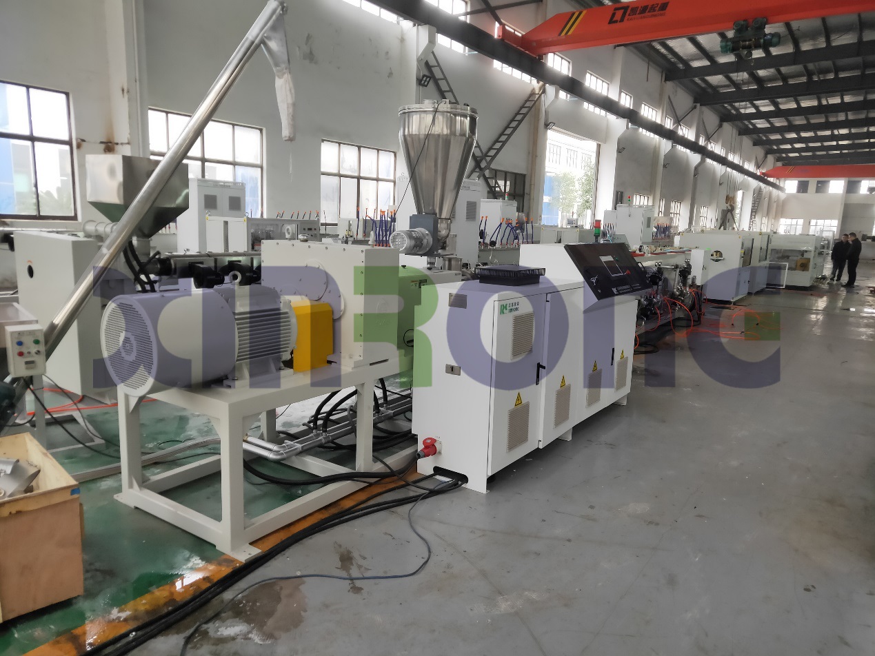 xinrong  PVC pipe production line.jpg