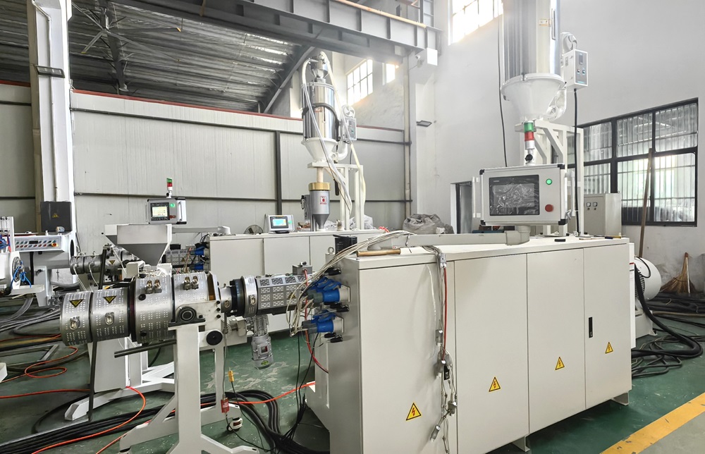 PE32-110mm PE63-160mm pipe machine successfully tested.jpg