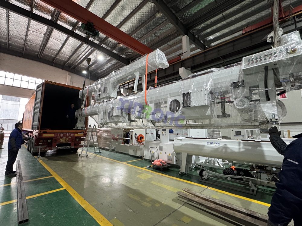 PE20-110mm PE50-160mm pipe production line ordered by Turkish customers was delivered.jpg