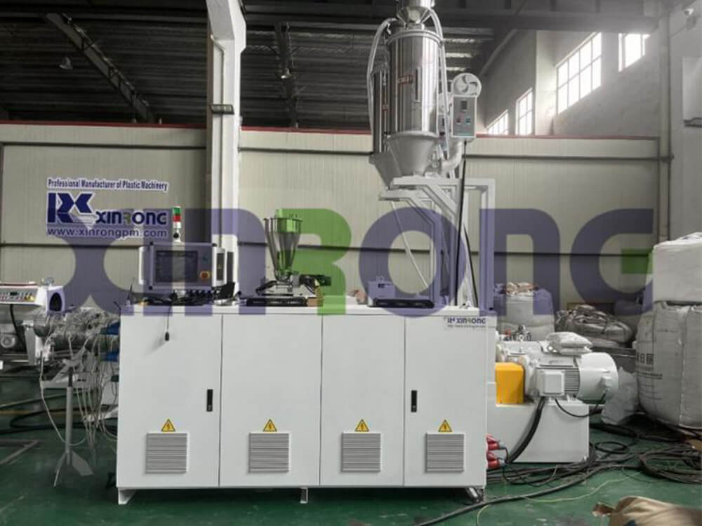 pe pipe machine.jpg
