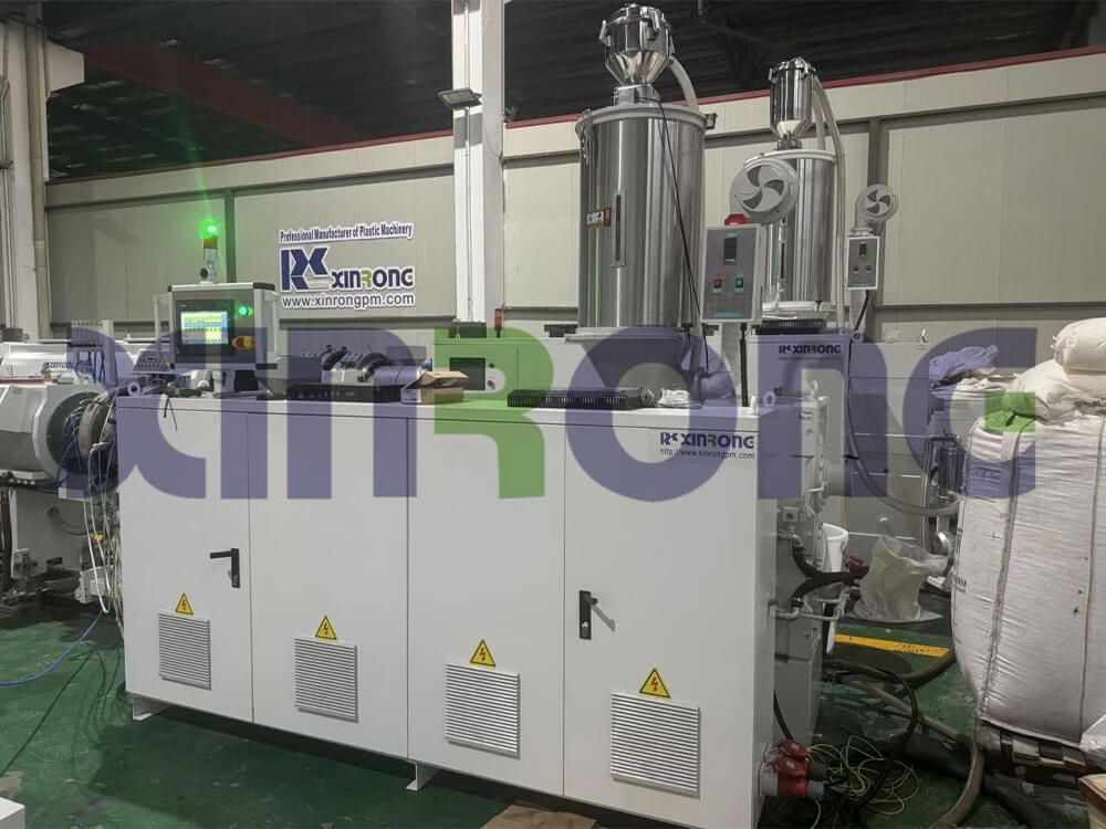 pe pipe line1.jpg