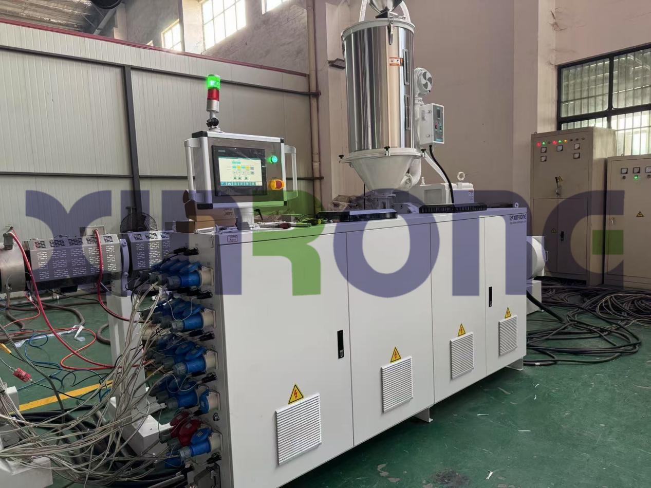 Points to note in daily use of plastic extruder.jpg