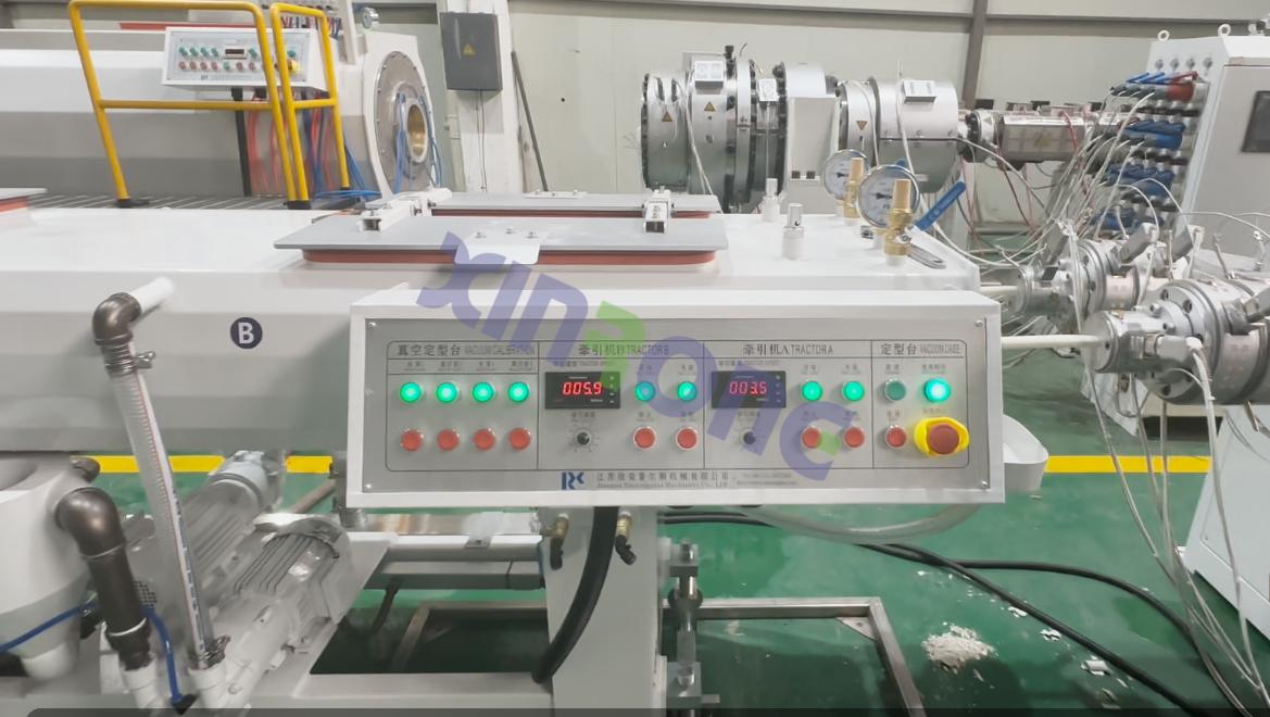 double-cavity pipe machine testing for Nigeria custome3.jpg